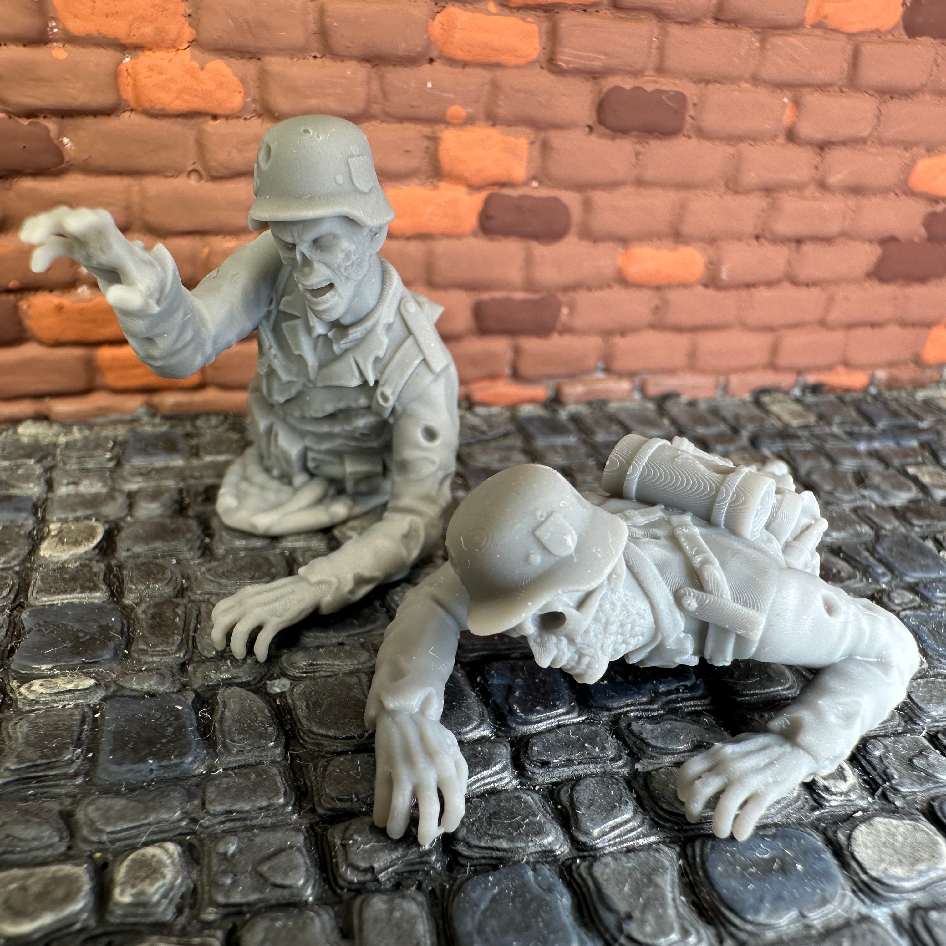 German Undead Zombie Crawling Set 1/32 Scale Toy Soldier Wargaming Figure