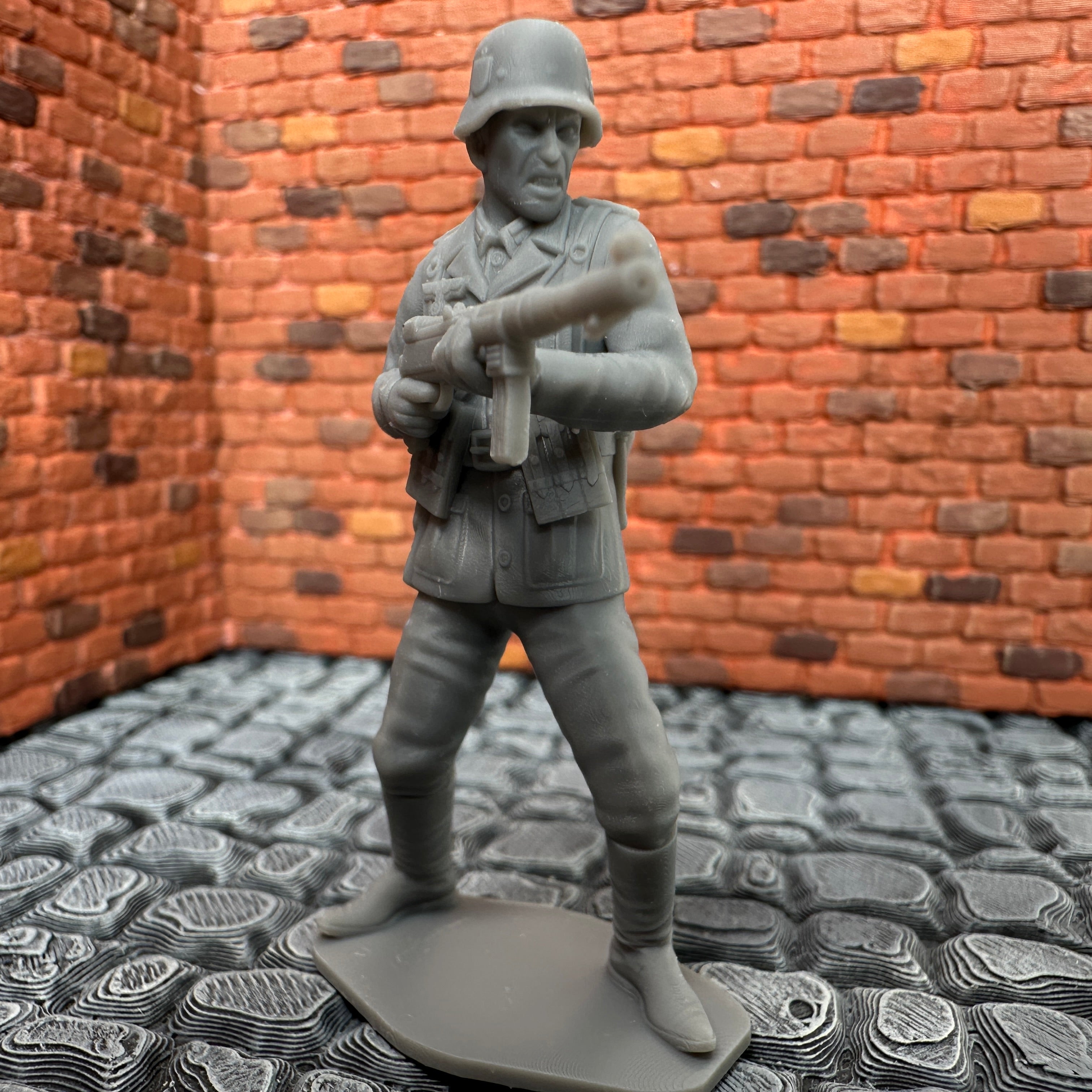 German Shooting Sub Machine Gun