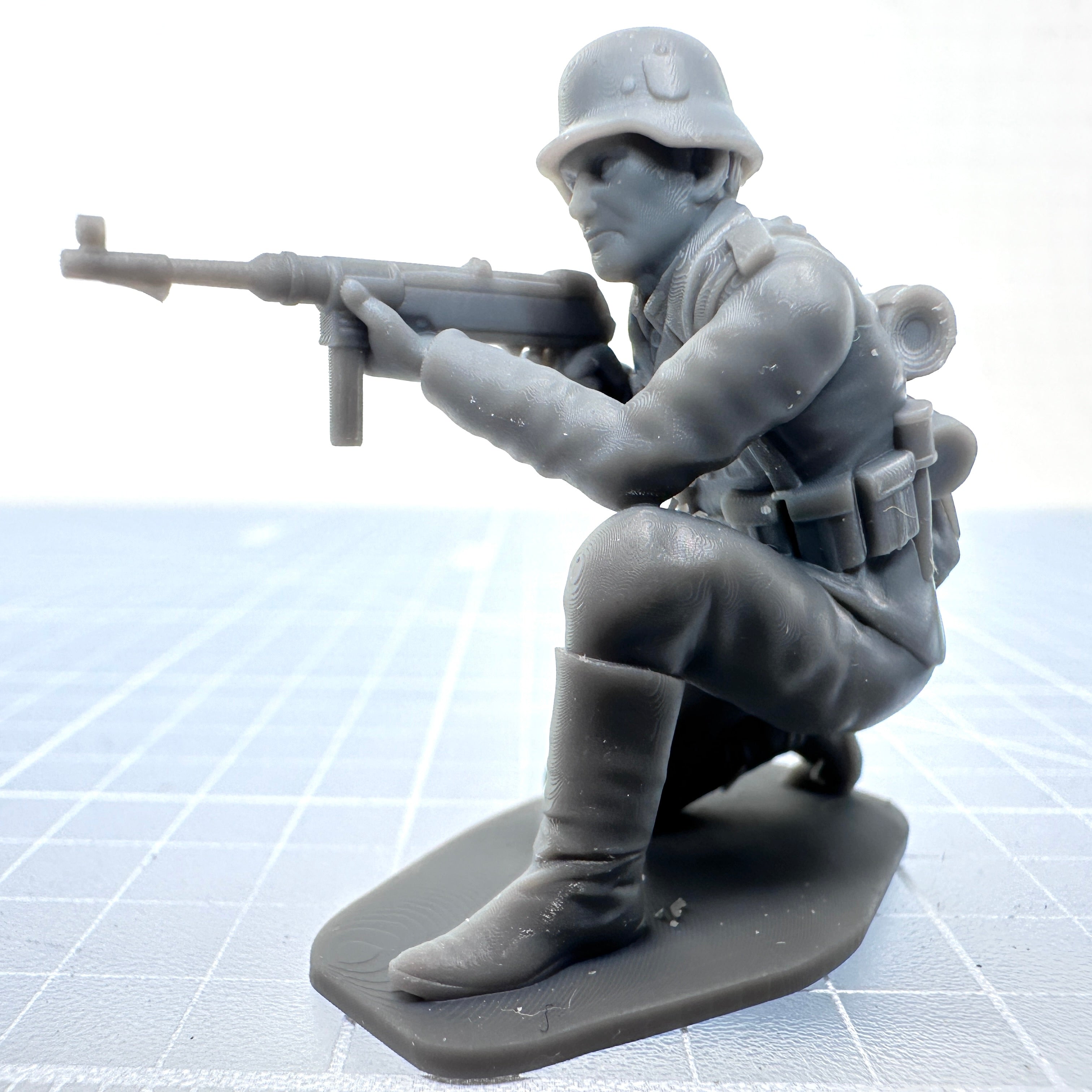 German Kneeling Shooting