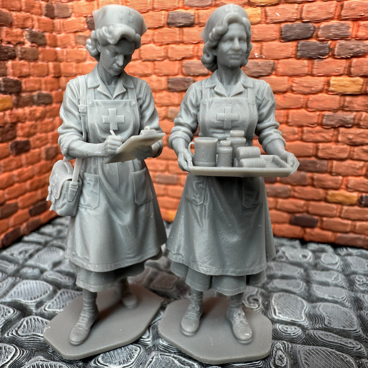 Medical Civilian Nurse Set 1/32 Scale Toy Soldier Wargaming Figures