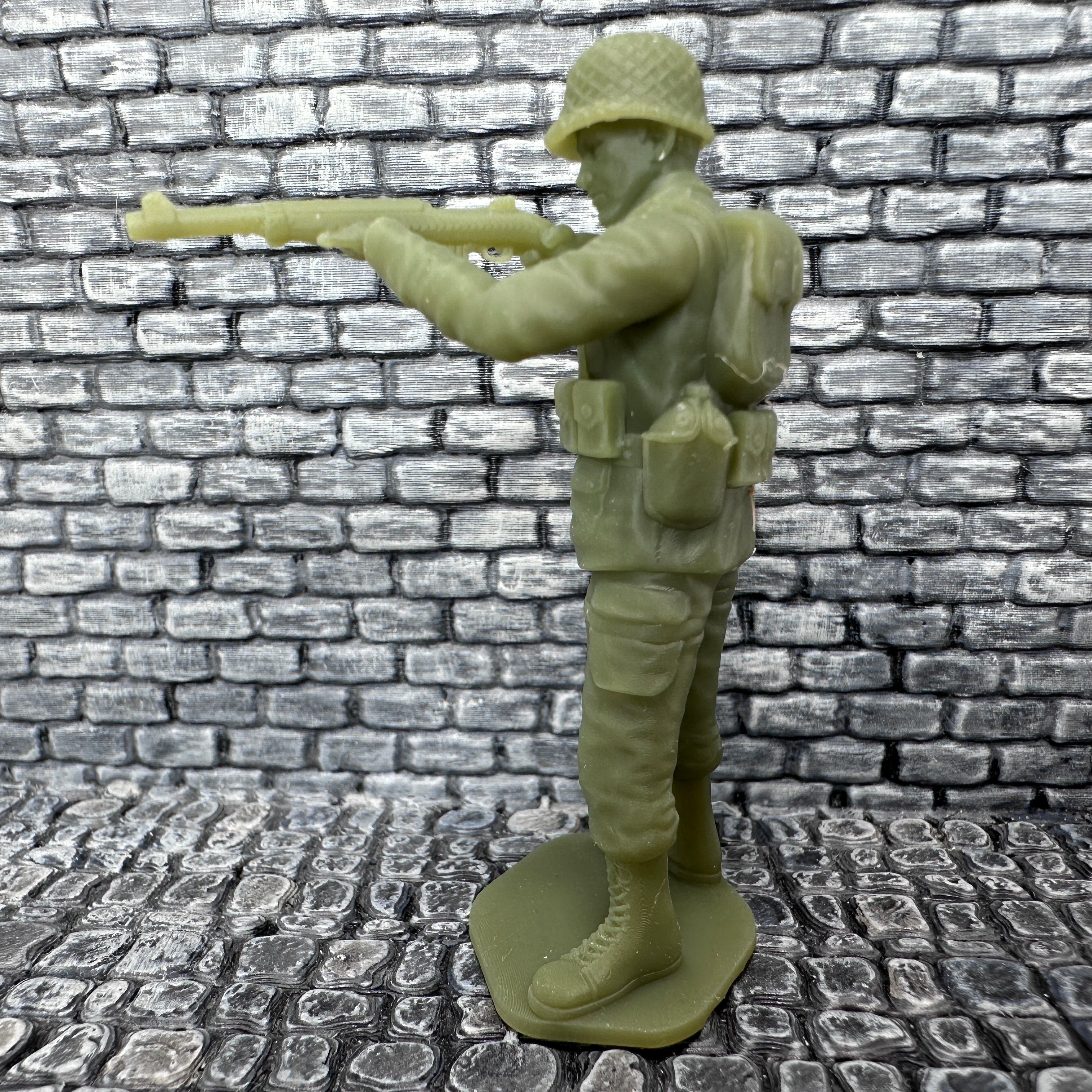 WW2 American Shooting Carbine Standing 1/32 Scale Toy Soldier Wargaming Figure