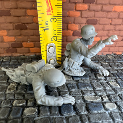German Undead Zombie Crawling Set 1/32 Scale Toy Soldier Wargaming Figure