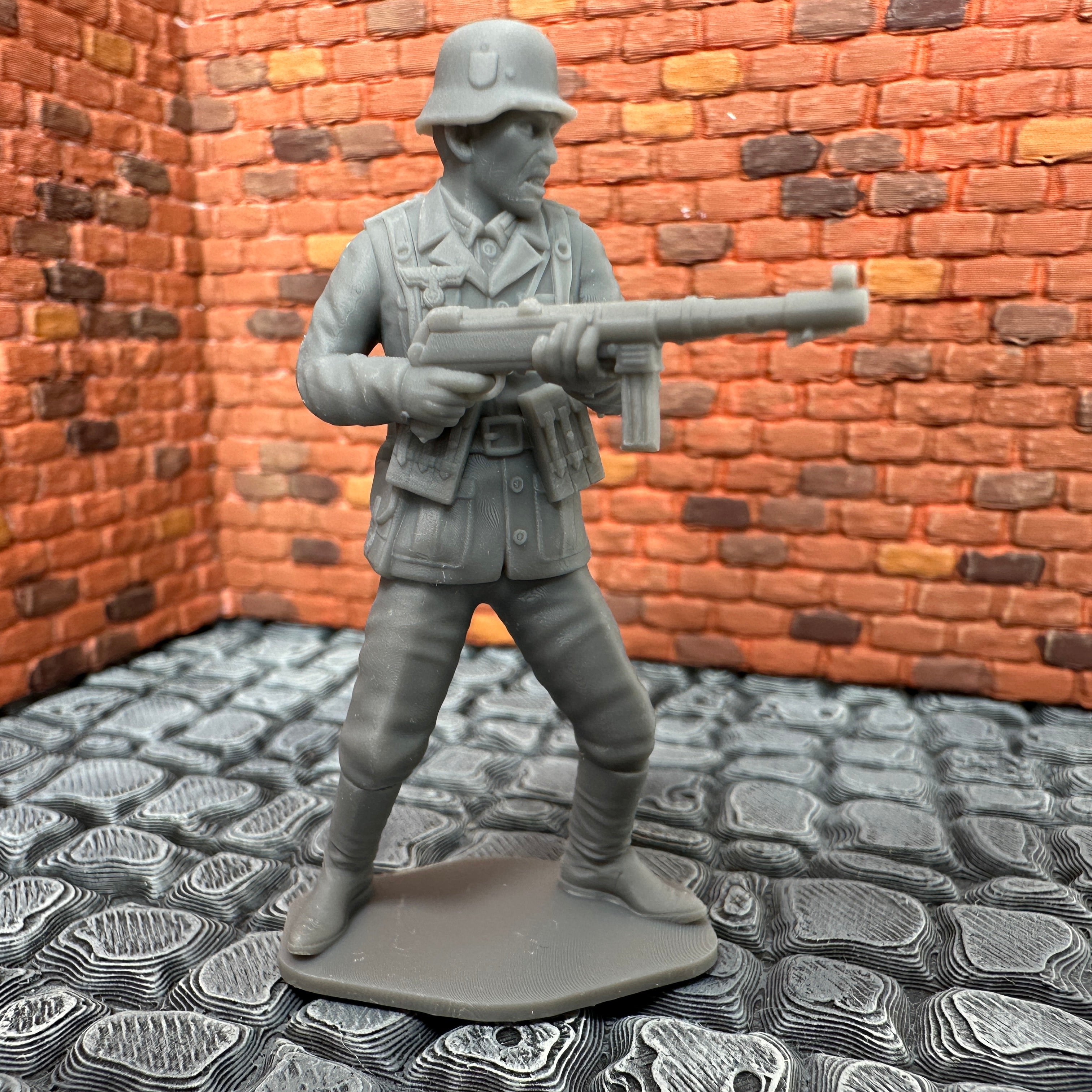 German Shooting Sub Machine Gun