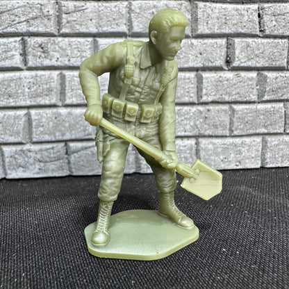 American Digging with E-Tool