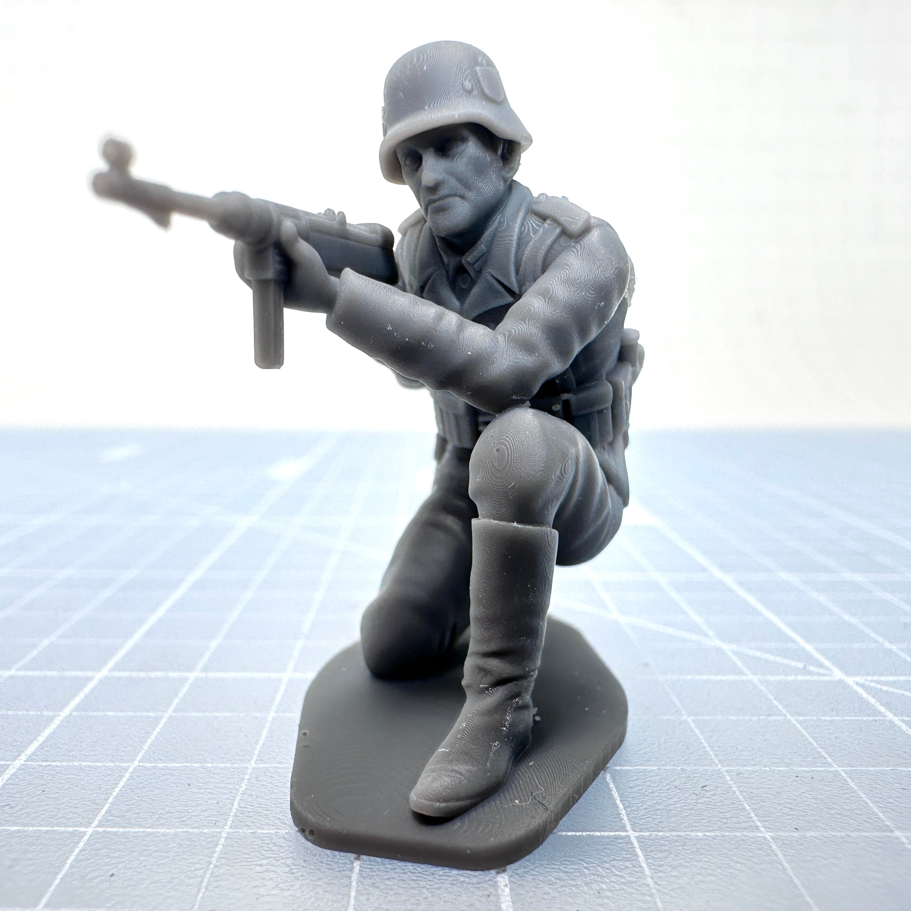 German Kneeling Shooting