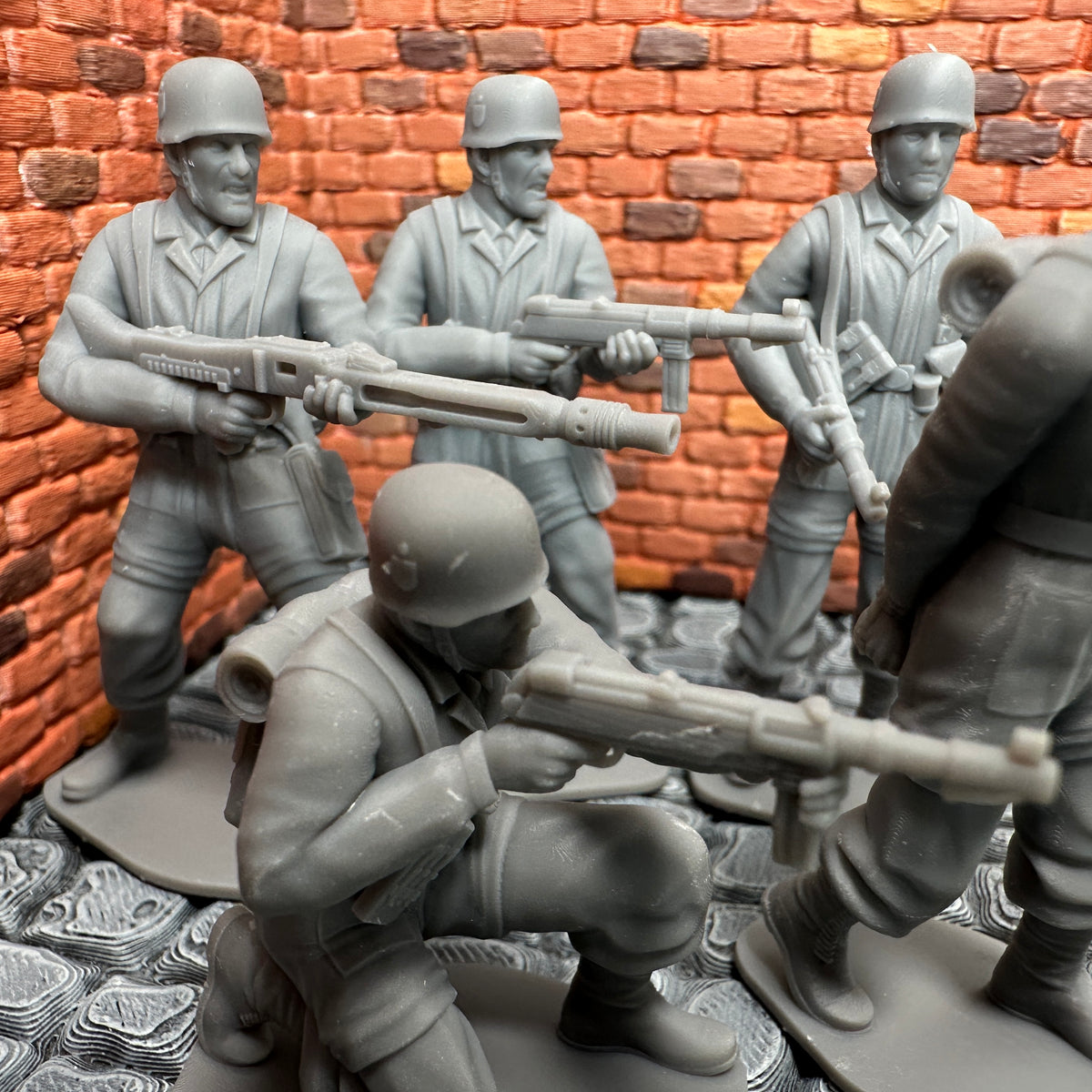 WW2 German Paratrooper Set 2 Toy Soldier 1/32 Scale Wargaming Figures