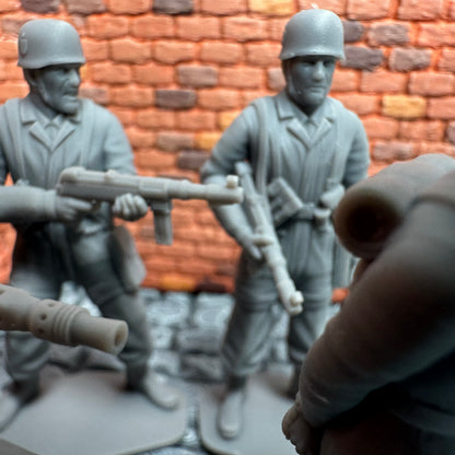 WW2 German Paratrooper Set 2 Toy Soldier 1/32 Scale Wargaming Figures