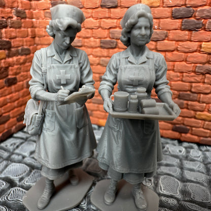 Medical Civilian Nurse Set 1/32 Scale Toy Soldier Wargaming Figures