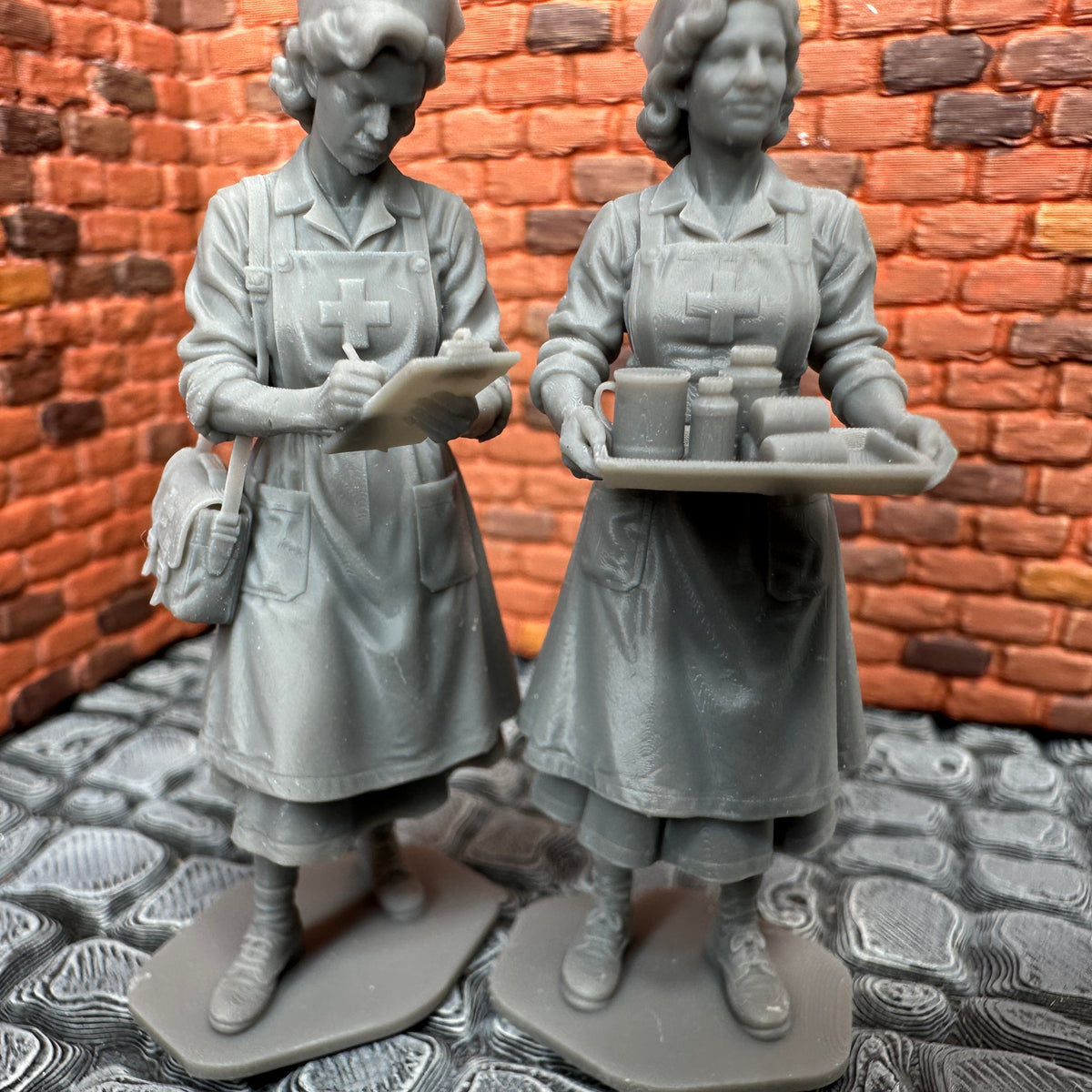 Medical Civilian Nurse Set 1/32 Scale Toy Soldier Wargaming Figures