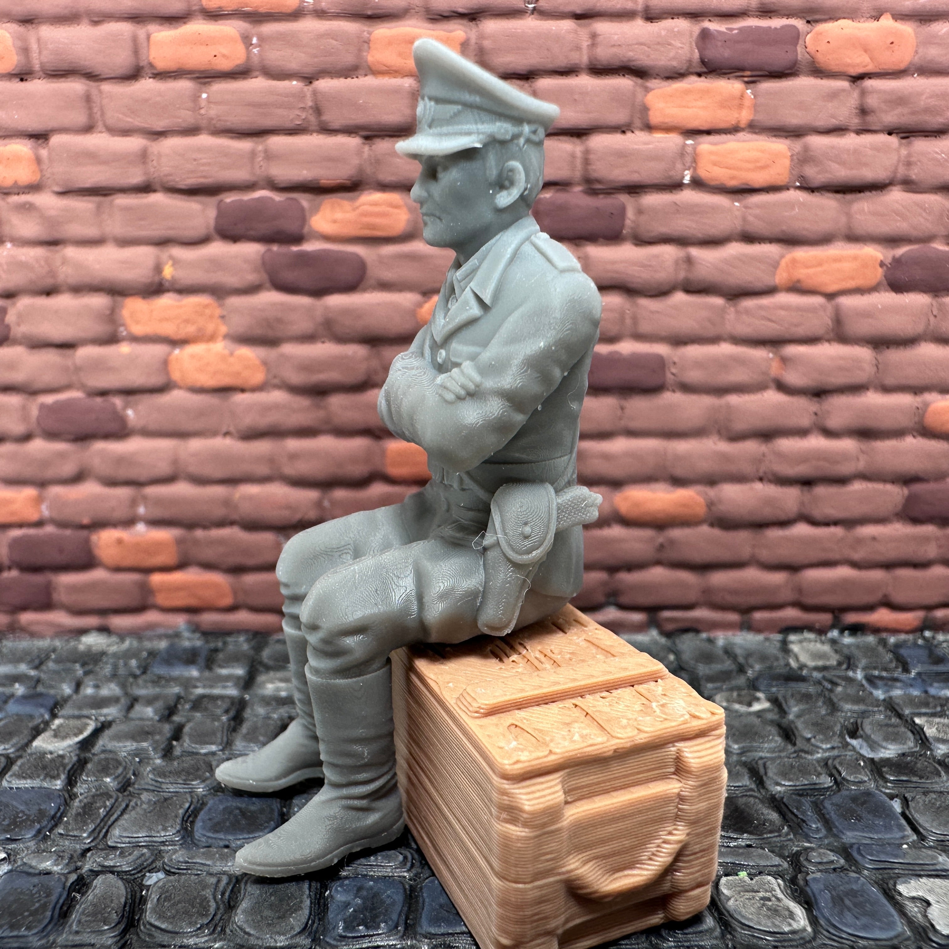 German Officer Sitting 1/32 Scale Toy Soldier Wargaming Figure