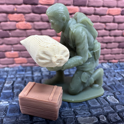 WW2 American Kneeling Loading 1/32 Scale Toy Soldier Wargaming Figure