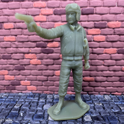 WW2 American Tanker Shooting Pistol 1/32 Scale Toy Soldier Wargaming Figure